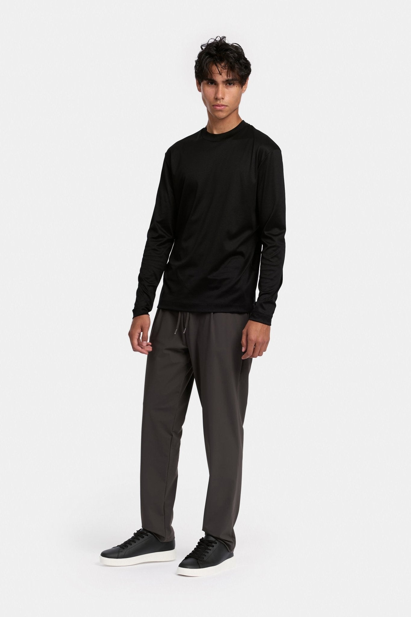 Onyx Black Longsleeve T-shirt